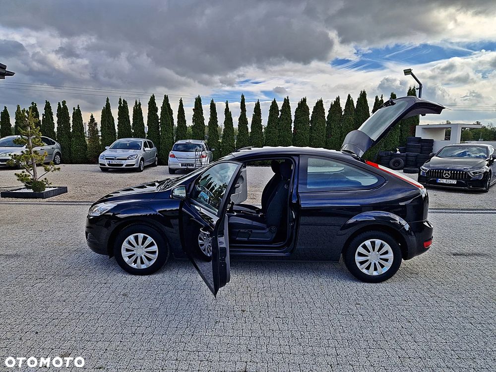 Ford Focus 1.6 16V Titanium - 18