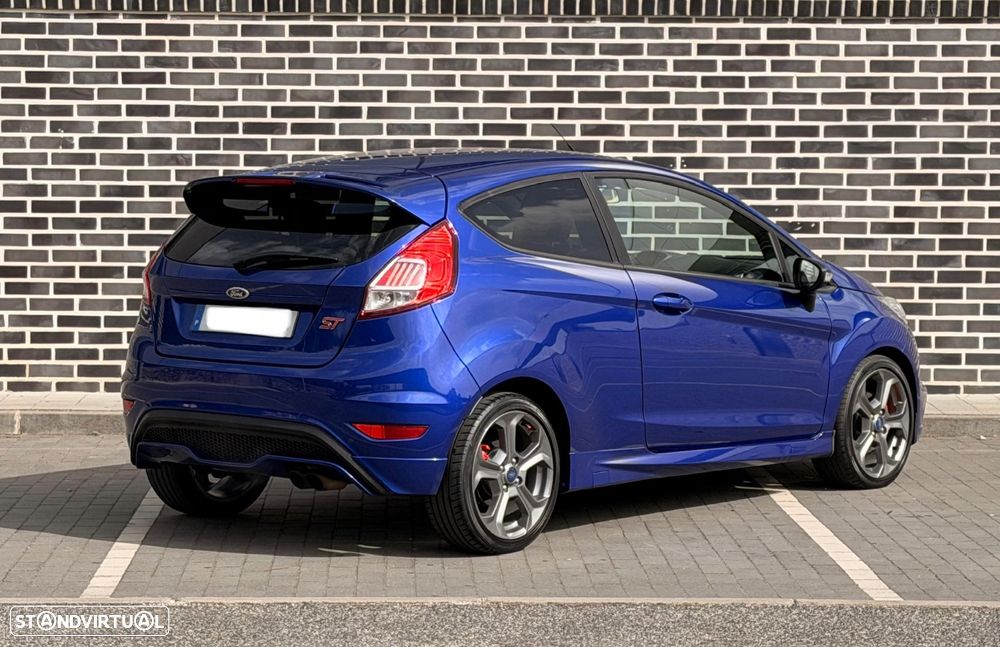 Ford Fiesta 1.6 EcoBoost ST - 5