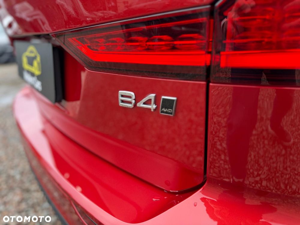 Volvo V60 Cross Country B4 D AWD Plus - 29