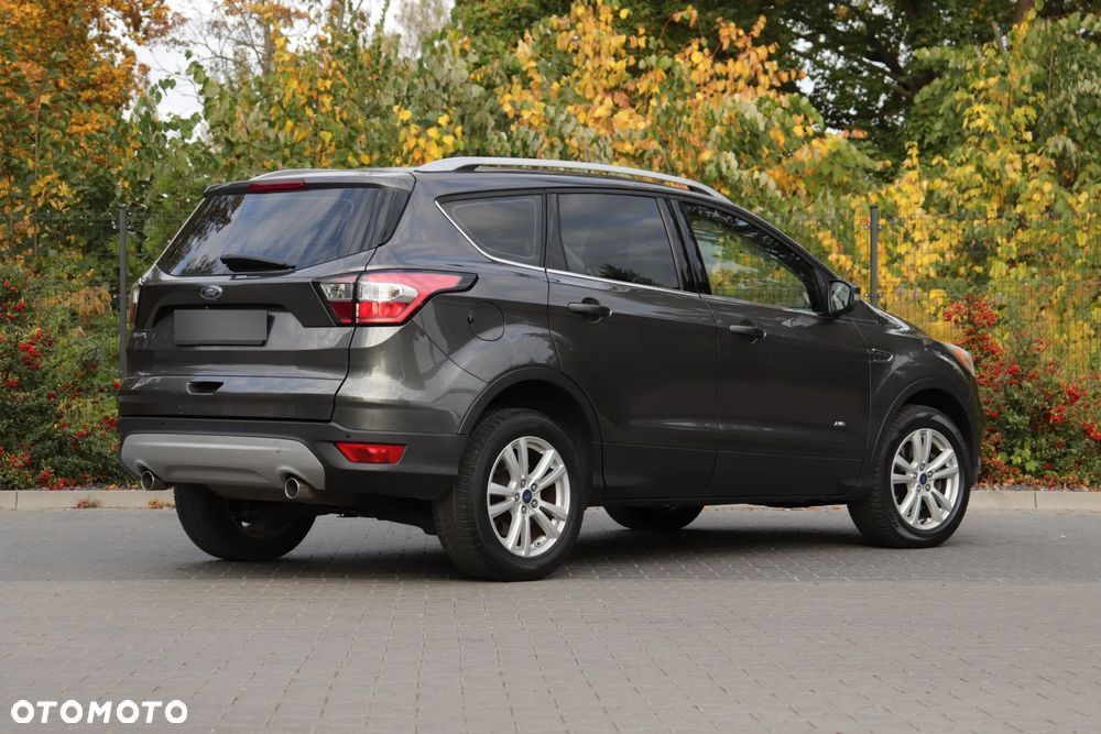 Ford Kuga - 11