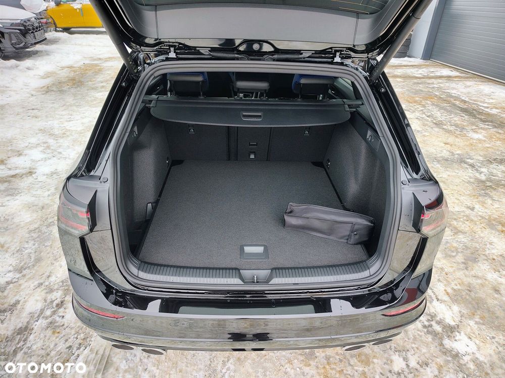 Volkswagen Golf Variant - 12