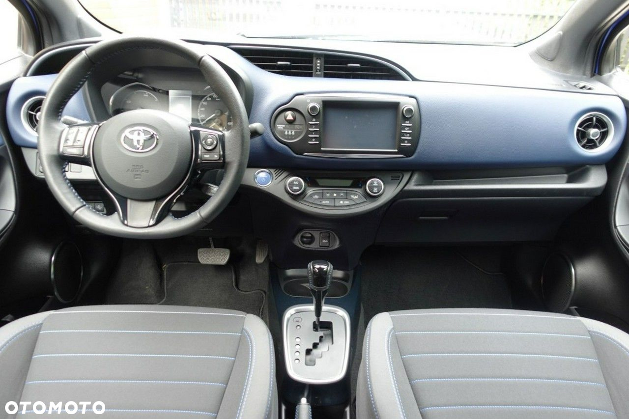 Toyota Yaris - 18