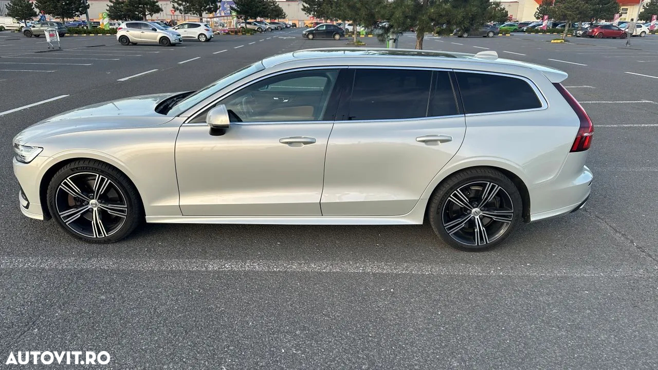 Volvo V60 B4 MHEV AT8 FWD Inscription - 3