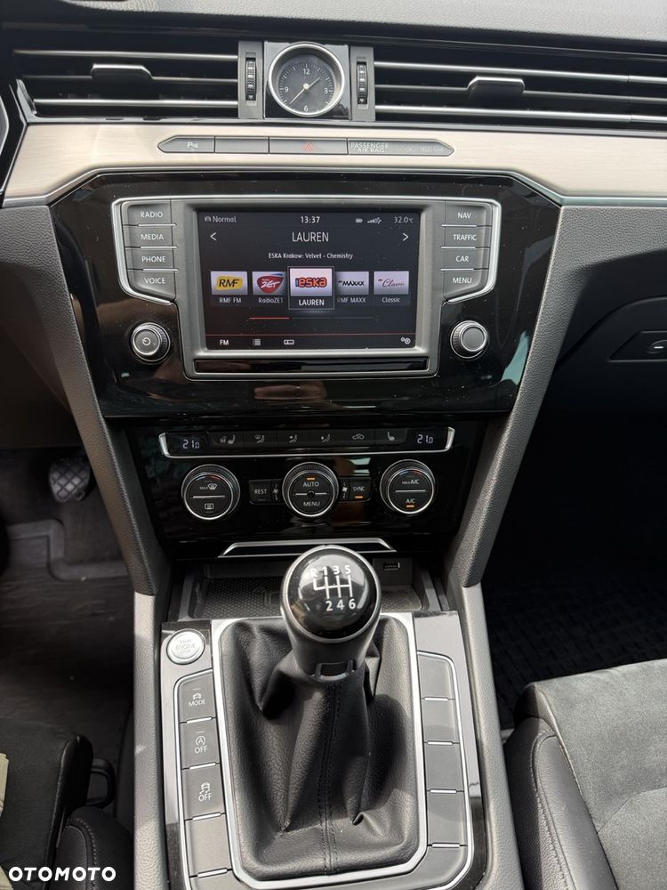 Volkswagen Passat 1.8 TSI BMT Highline - 7