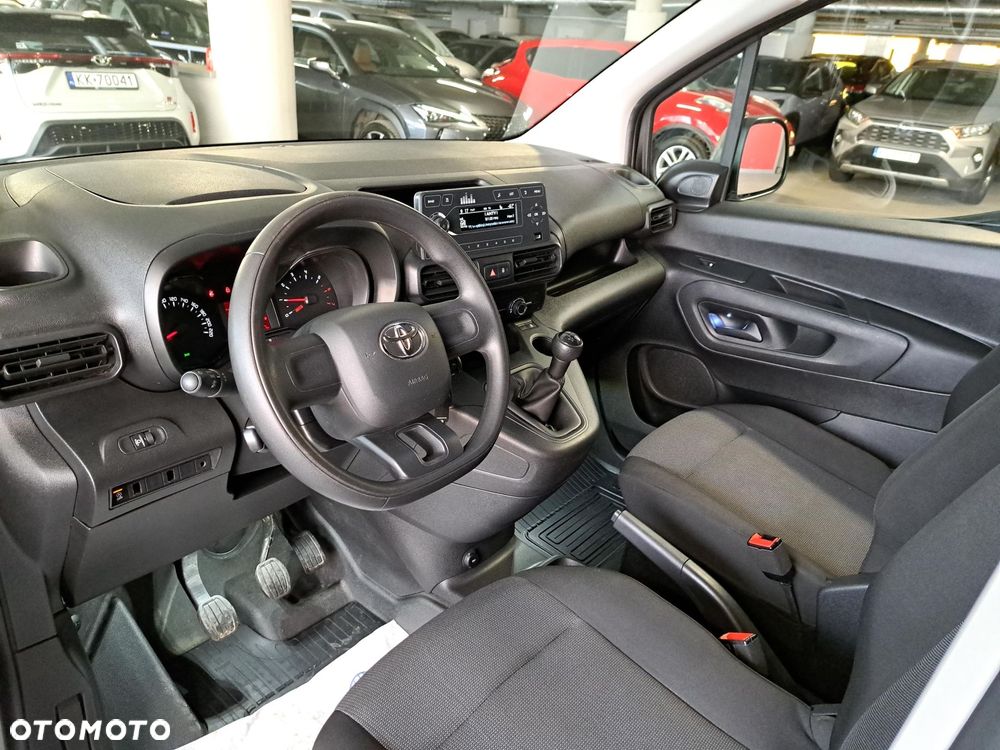 Toyota PROACE CITY - 11