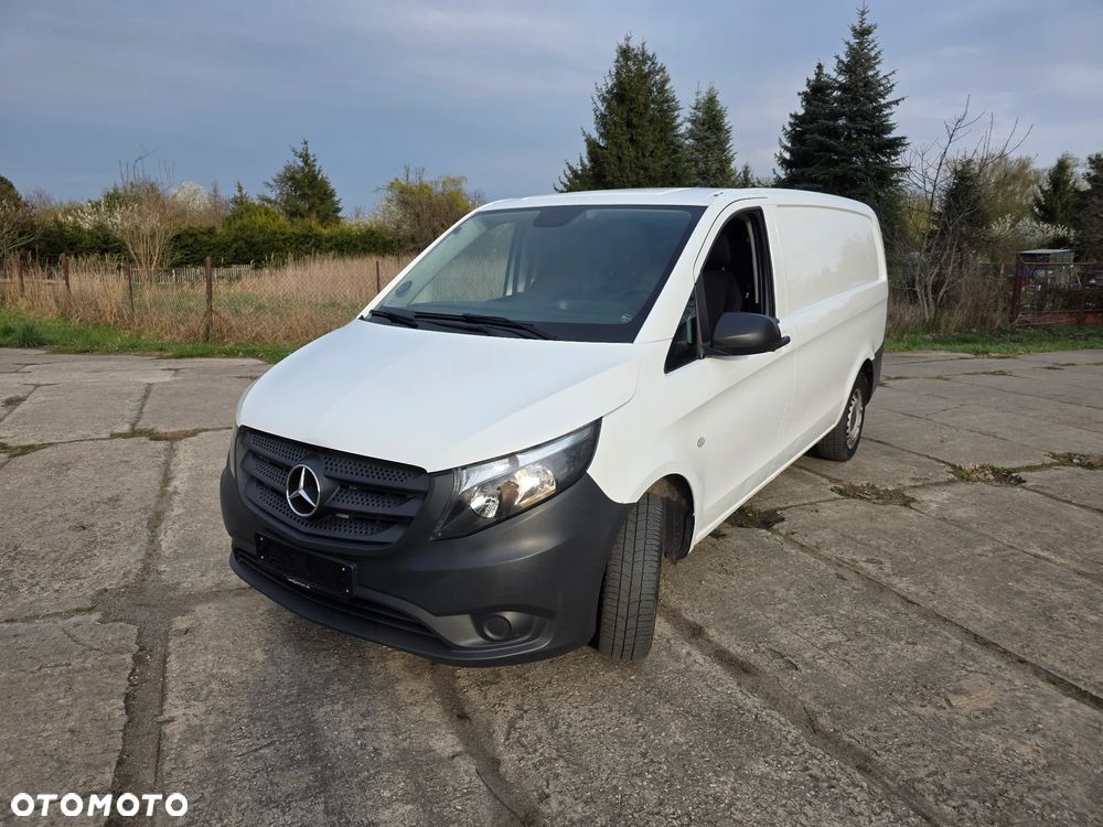Mercedes-Benz Vito 447 klima Tempomat 145700 km long silnik 2,2 vivaro trafic custom