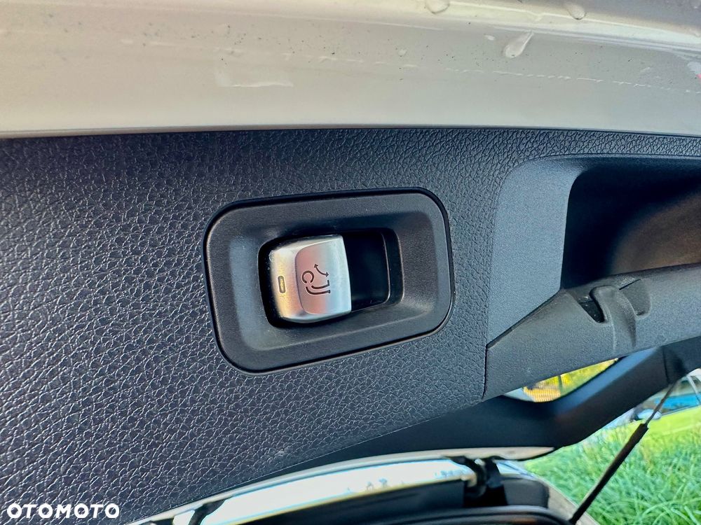 Mercedes-Benz Klasa E 220 d 9G-TRONIC AMG Line - 14