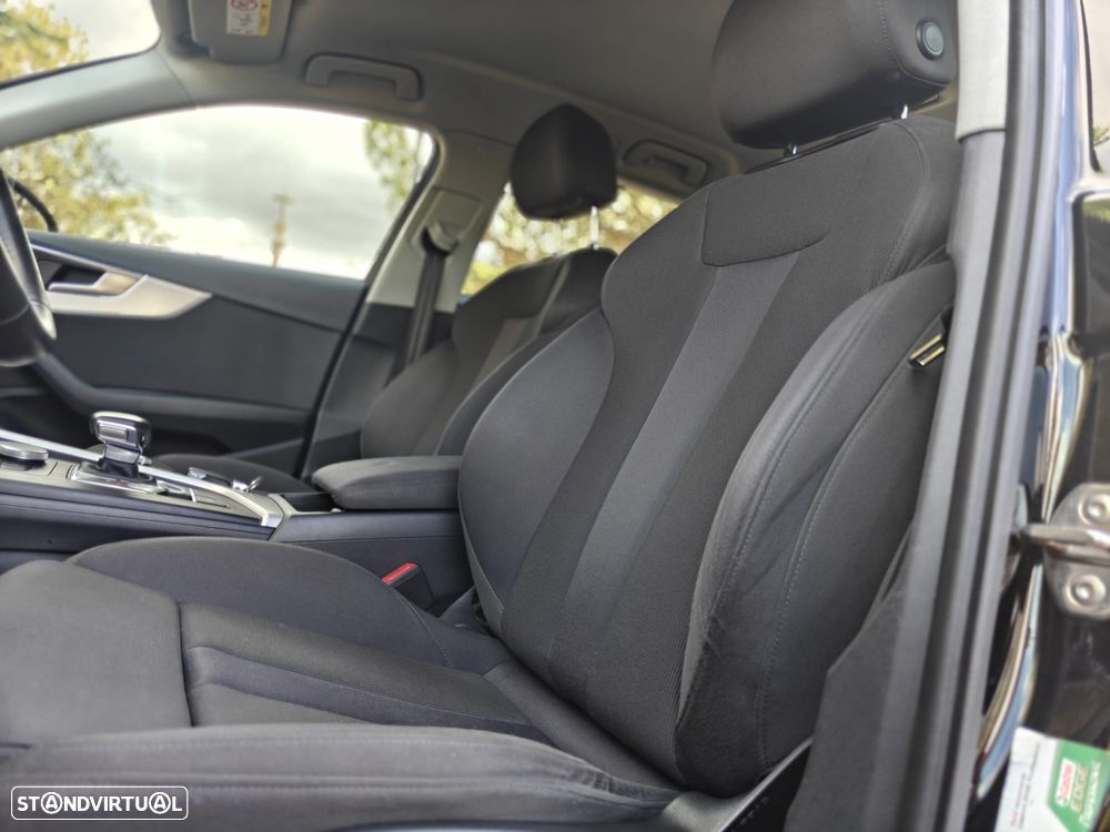 Audi A4 Avant 35 TDI Sport S tronic - 28