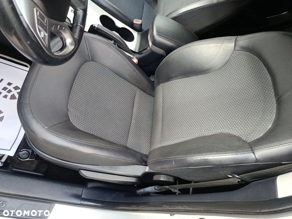 Hyundai ix35 2.0 2WD Automatik Style - 34