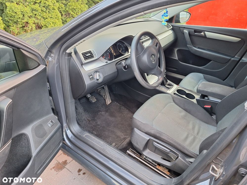 Volkswagen Passat - 7