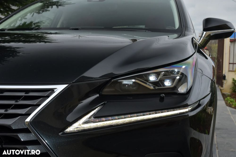 Lexus Seria NX 300h AWD Luxury - 11