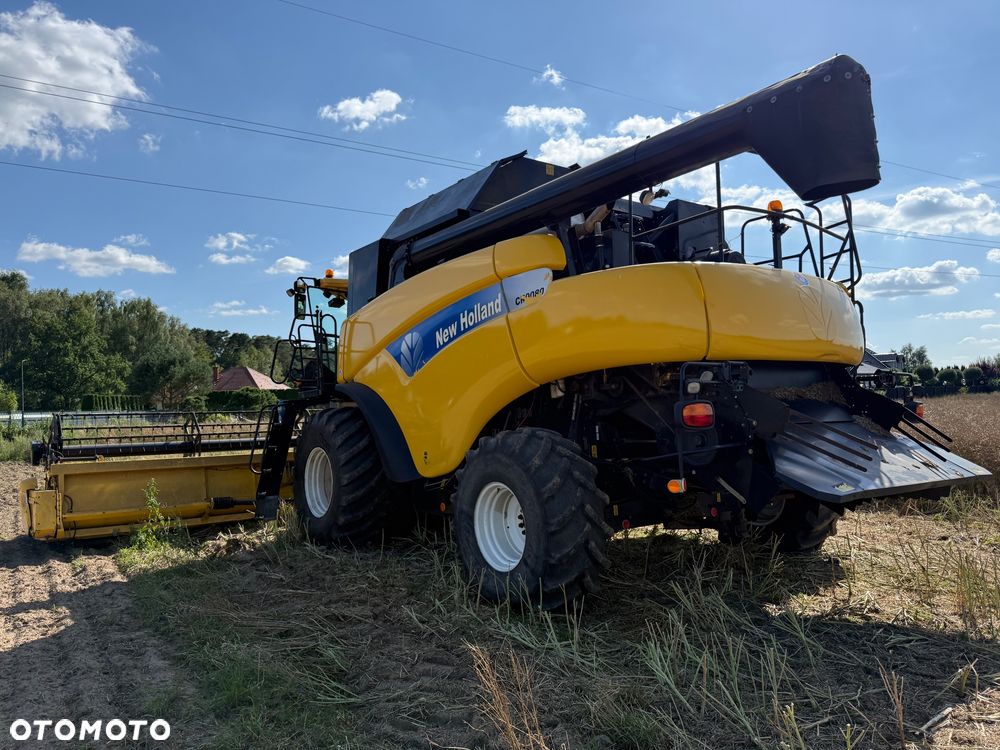 New Holland CR 9080 - 11