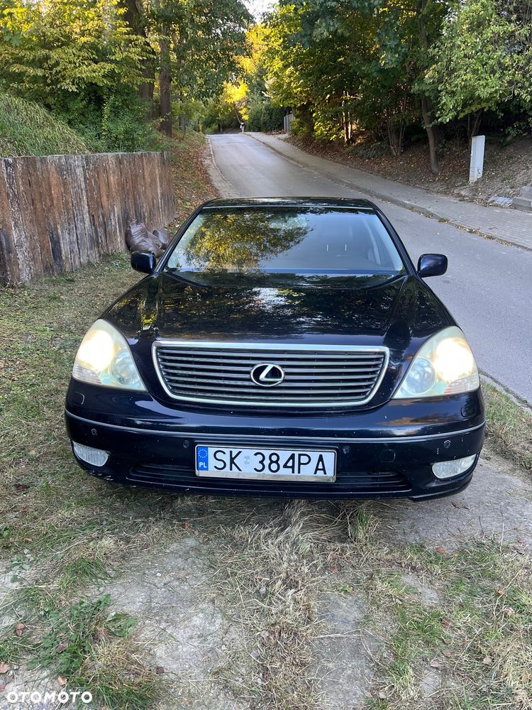 Lexus LS - 3