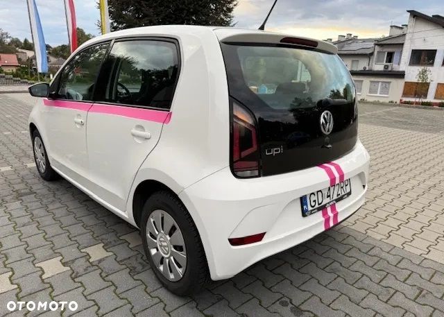 Volkswagen up! 1.0 take - 4