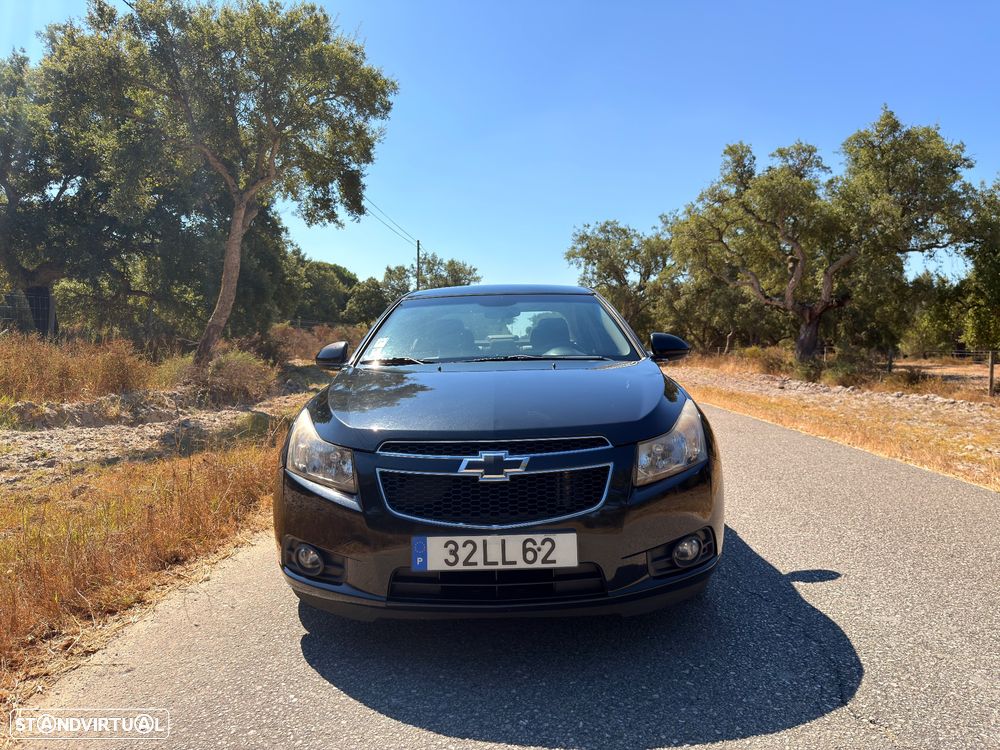 Chevrolet Cruze 1.6 LS - 4