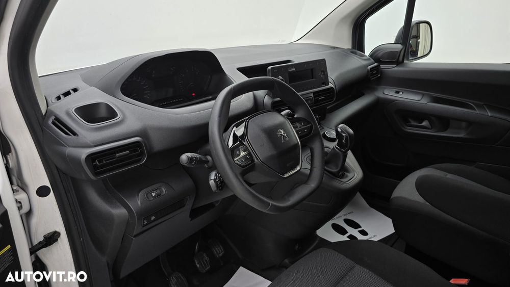 Peugeot Partner - 13