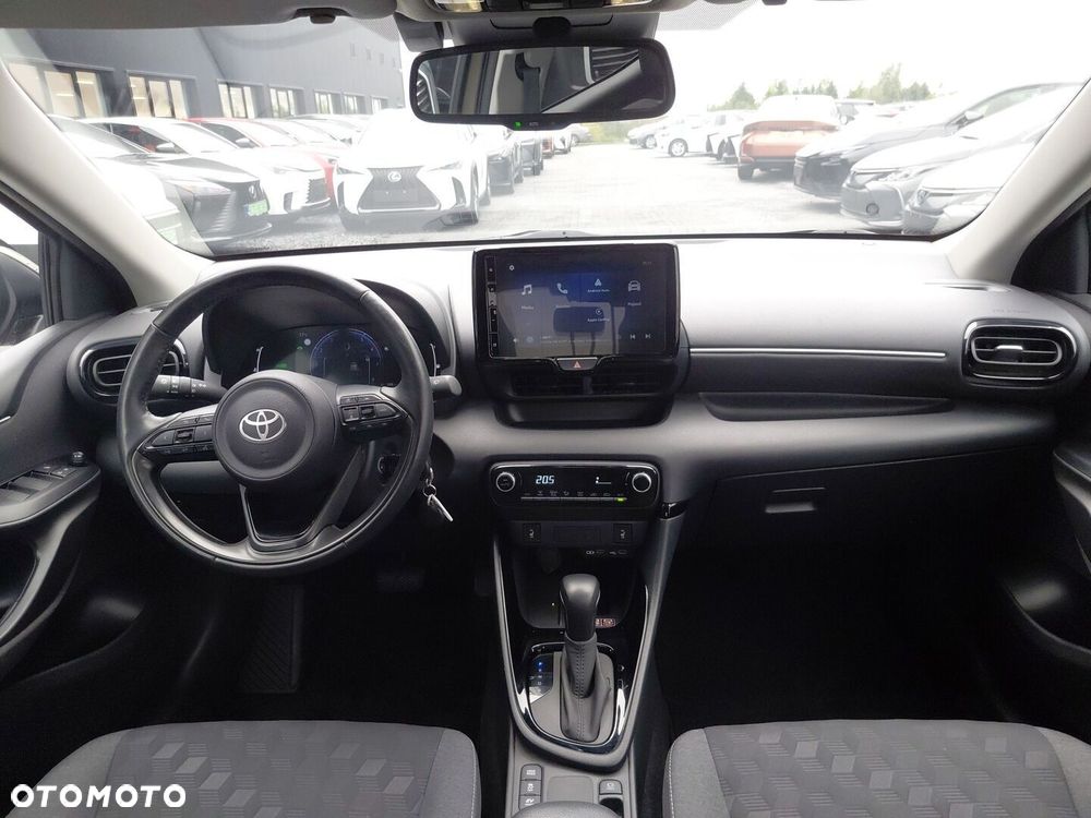 Toyota Yaris Hybrid 1.5 Style - 11