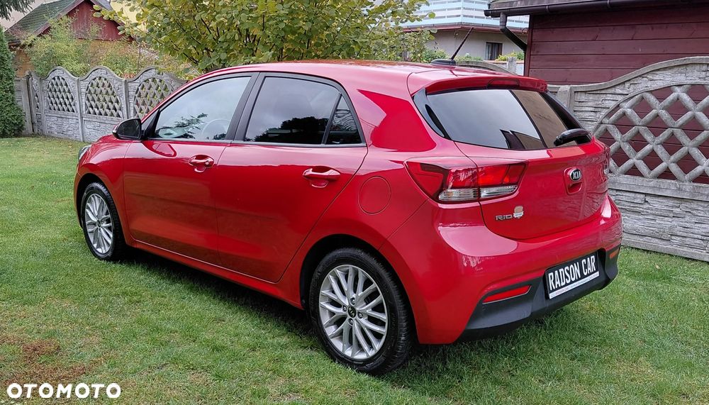 Kia Rio - 9