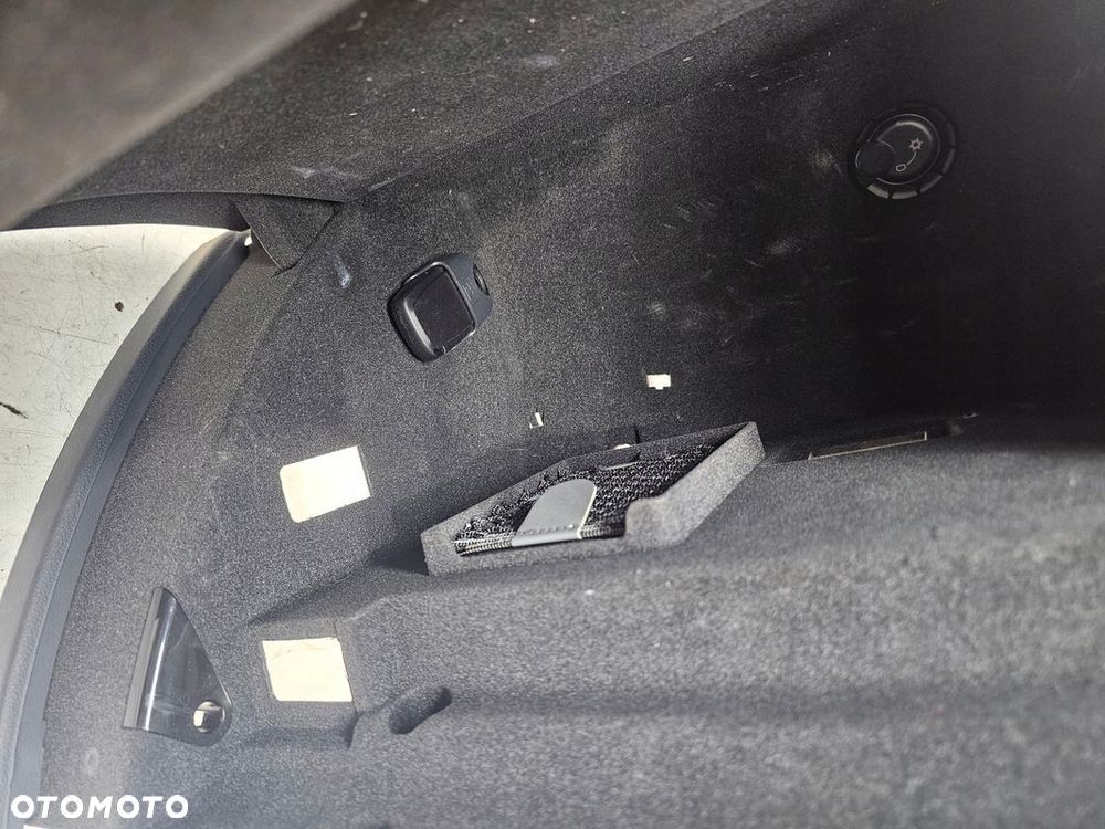 SCHOWEK PASAŻERA AUDI Q5 8R 8R1857035H 6PS - 9