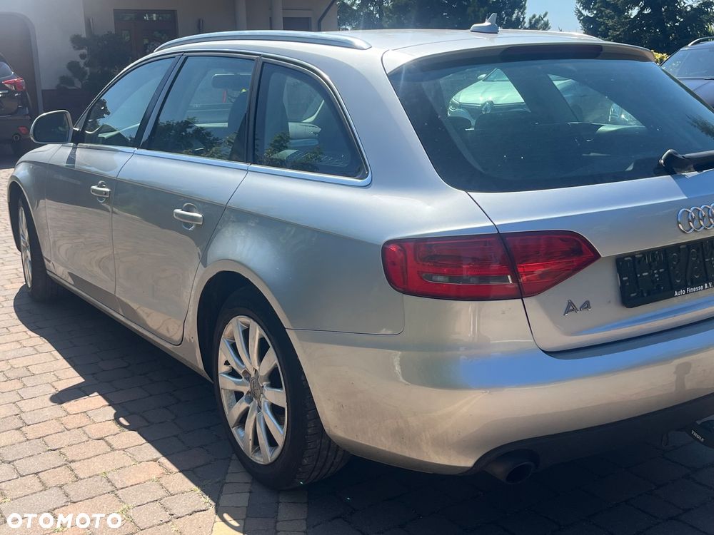 Audi A4 Avant 2.0 TFSI Quattro S tronic - 6