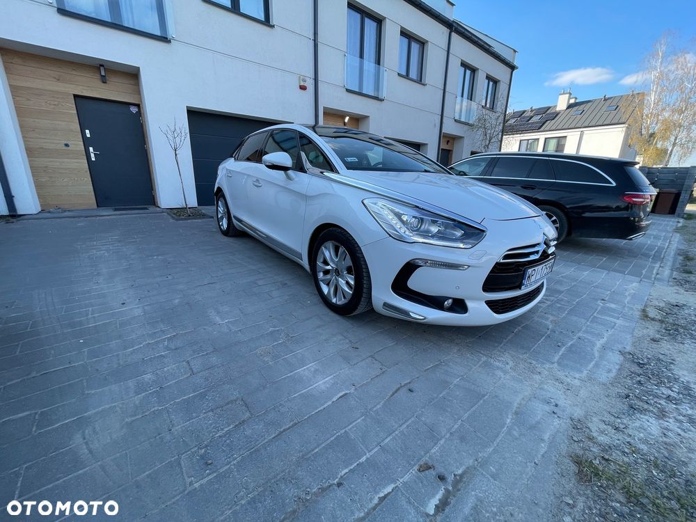 Citroën DS5 1.6 e-HDi Chic MCP - 2