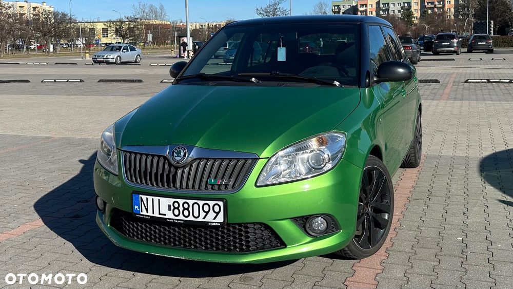Skoda Fabia 1.4 TSI DSG RS - 1