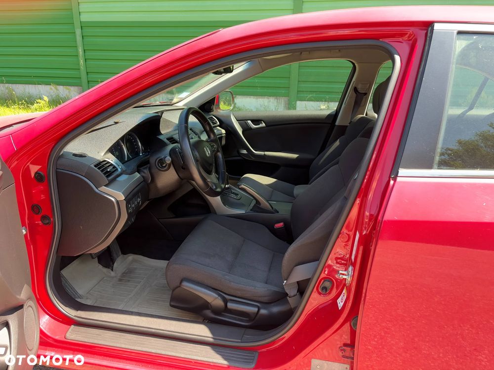 Honda Accord 2.0 Elegance - 27