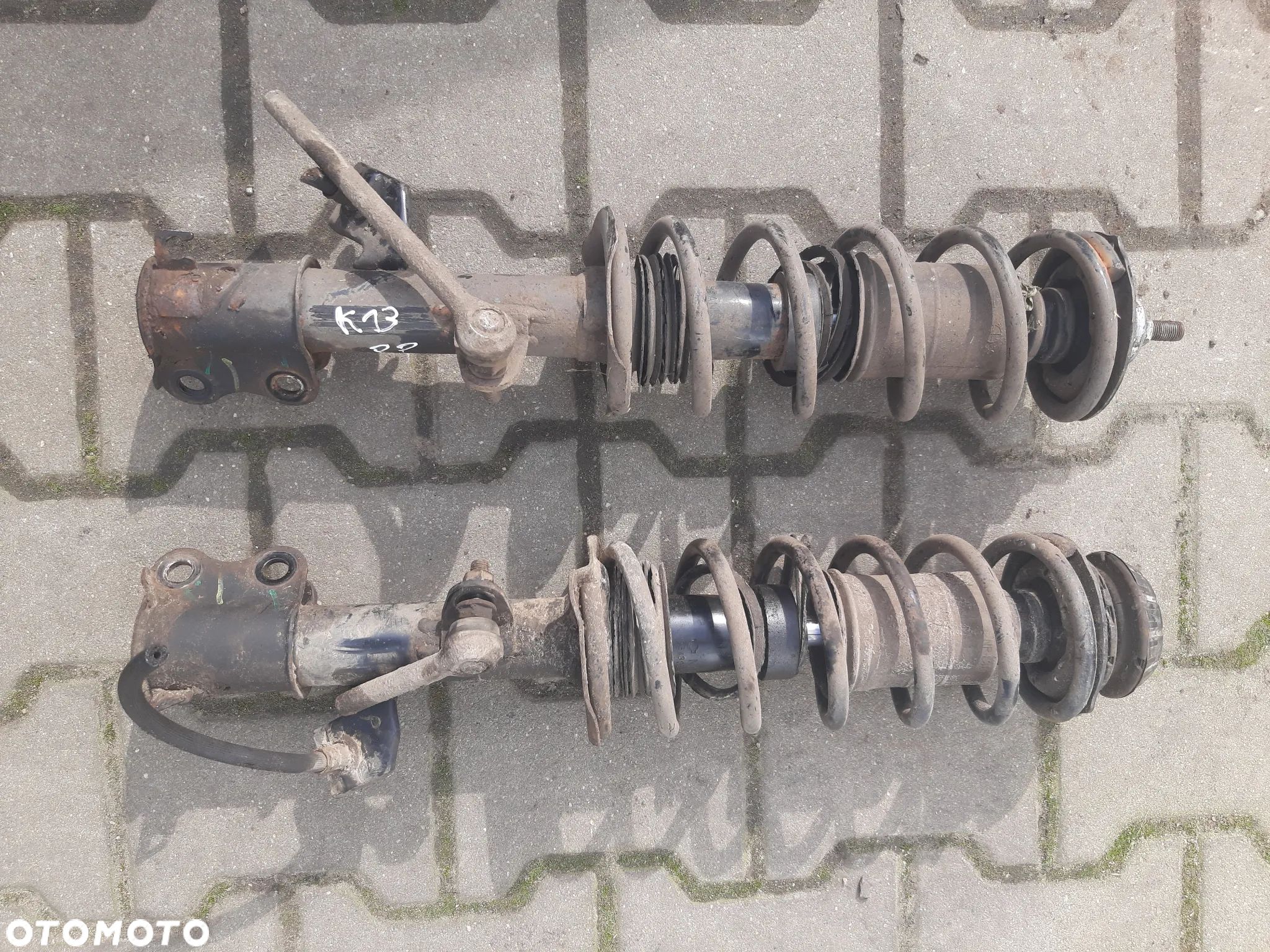 Micra K13 amortyzator przedni przód 1,2 benzyna Nissan - 1