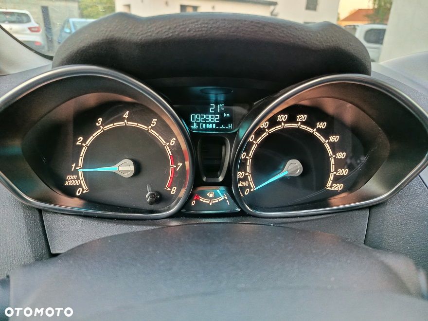 Ford Fiesta - 11