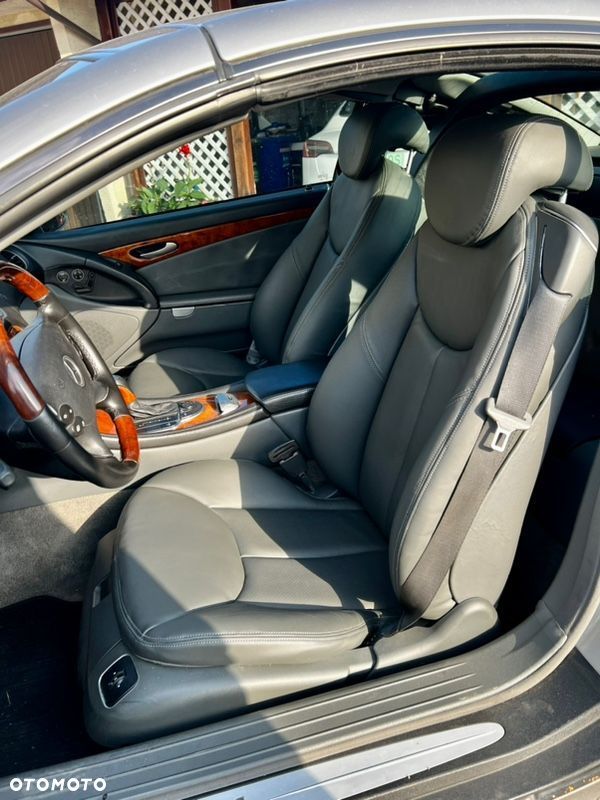 Mercedes-Benz SL 500 - 25