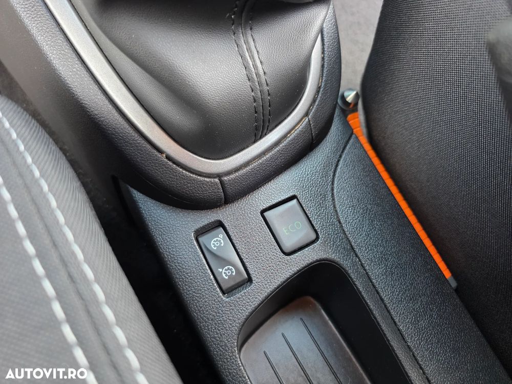 Renault Clio (Energy) TCe 90 Start & Stop LIMITED - 24