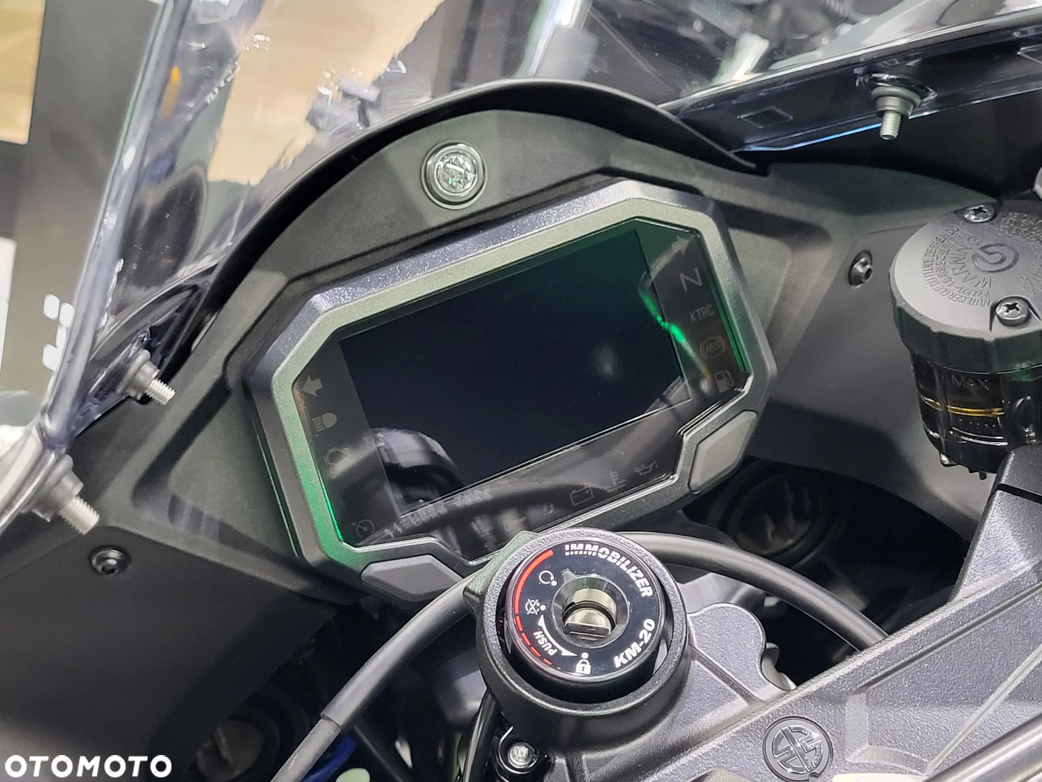 Kawasaki ZX - 18