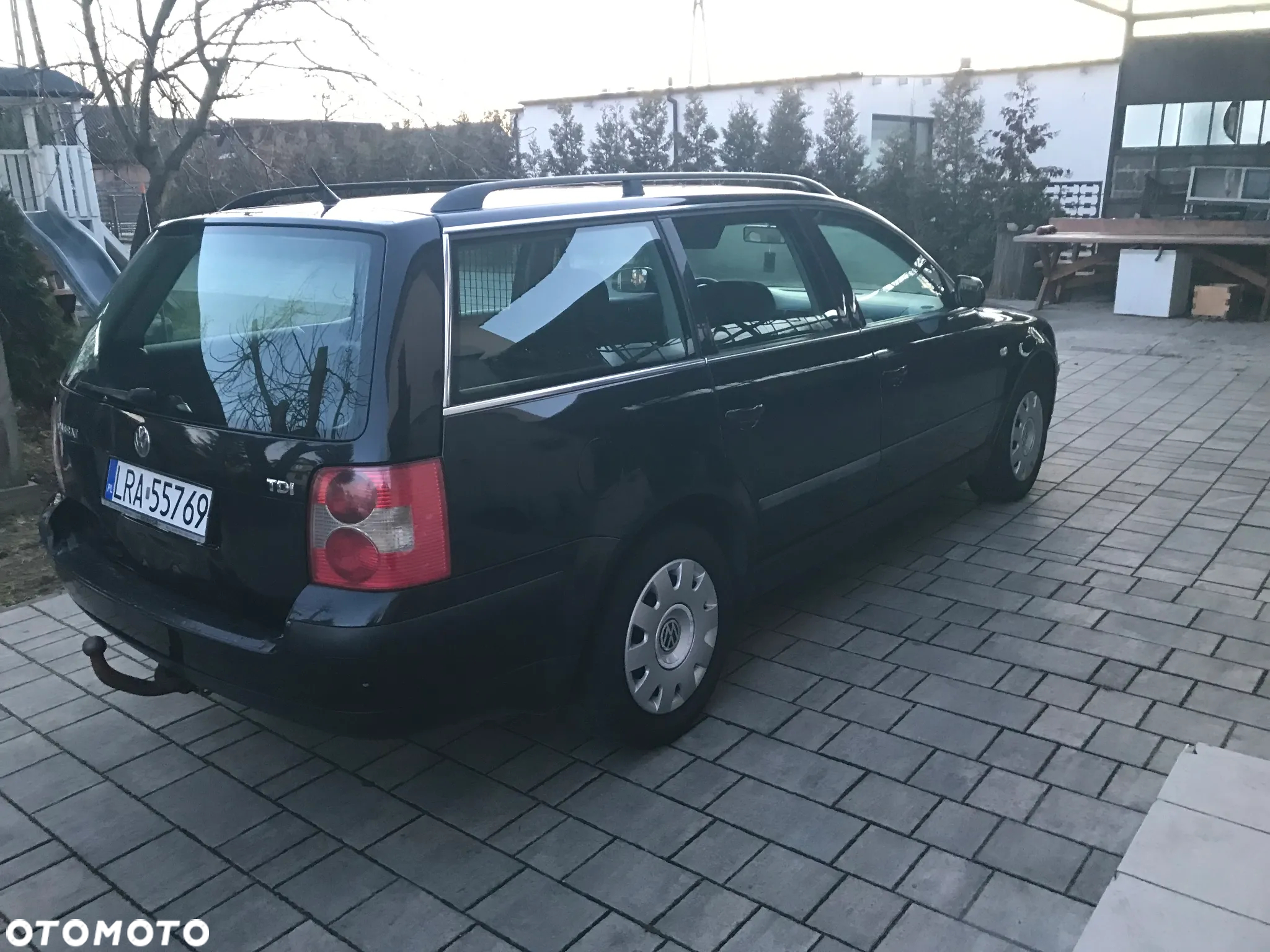 Volkswagen Passat - 4
