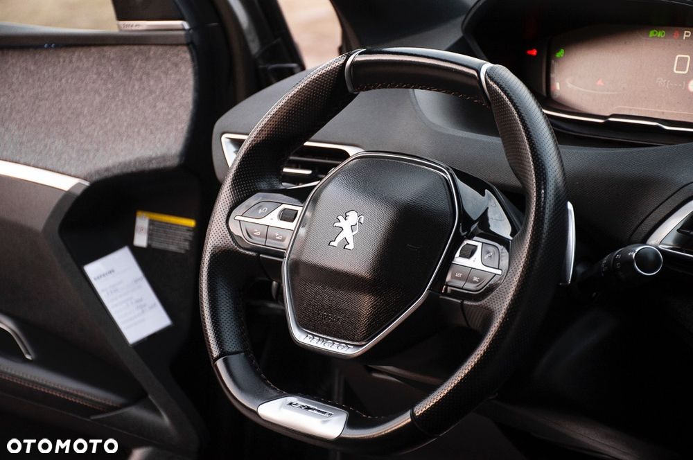Peugeot 3008 - 18