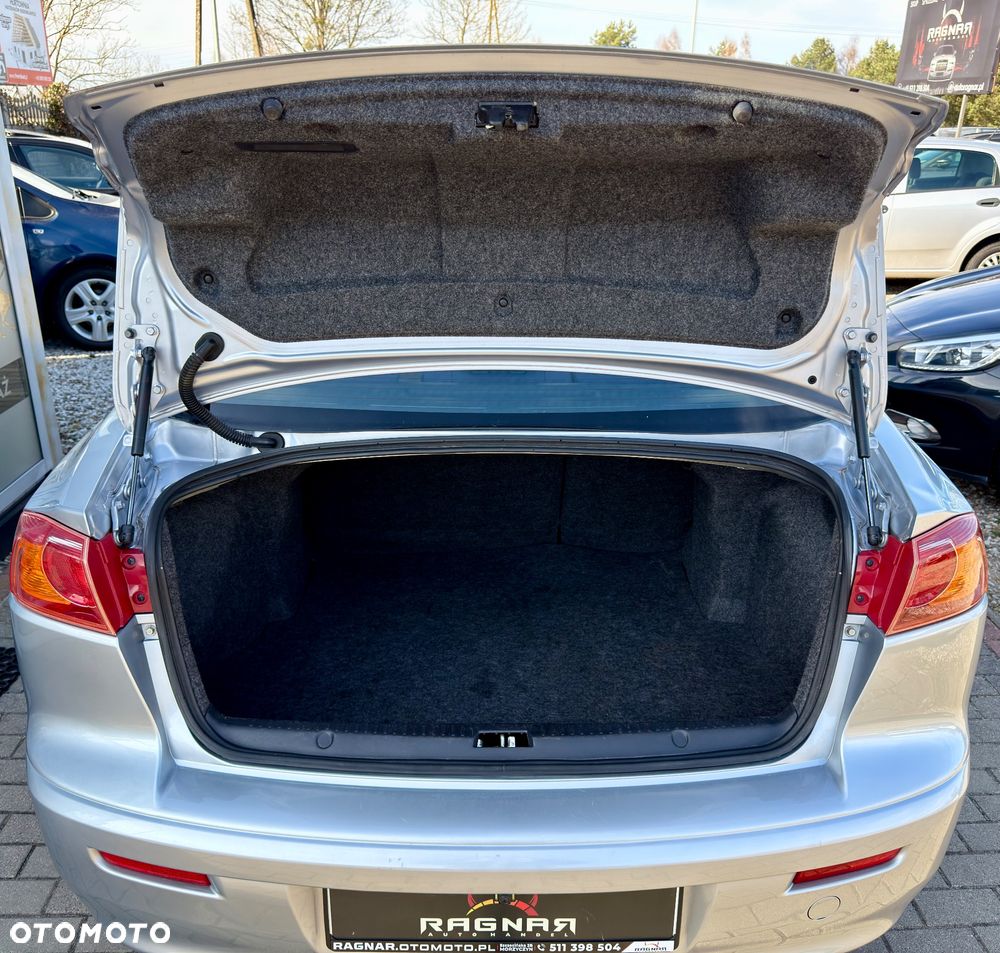 Mitsubishi Lancer 1.5 - 20