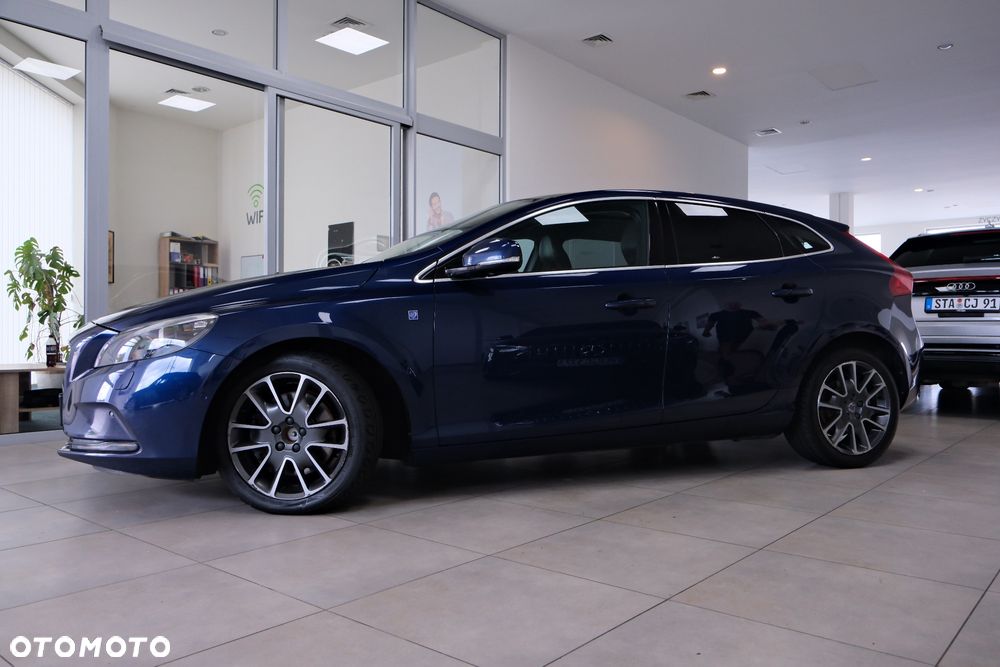 Volvo V40 D4 Drive-E Ocean Race - 18