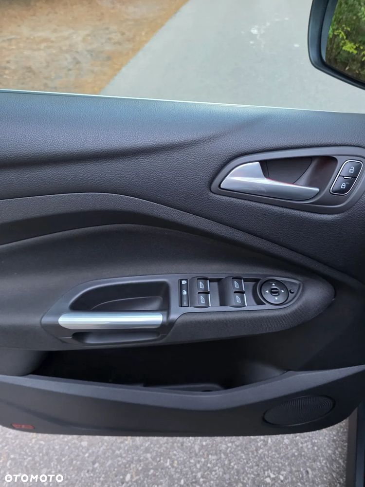 Ford C-MAX 1.5 EcoBoost Titanium ASS - 18