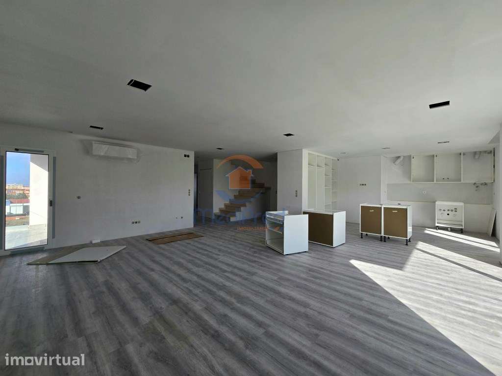Apartamento T5 duplex em construção - Montijo - Grande imagem: 3/66