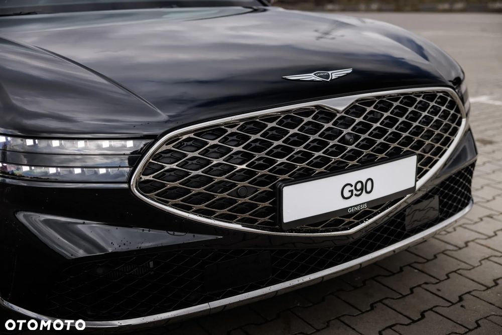 Genesis G90 3.5T V6 AT8 SWB Luxury Plus - 10