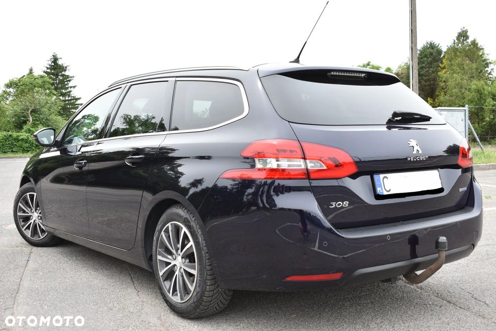 Peugeot 308 BlueHDi 150 Automatik Stop & Start Allure - 3