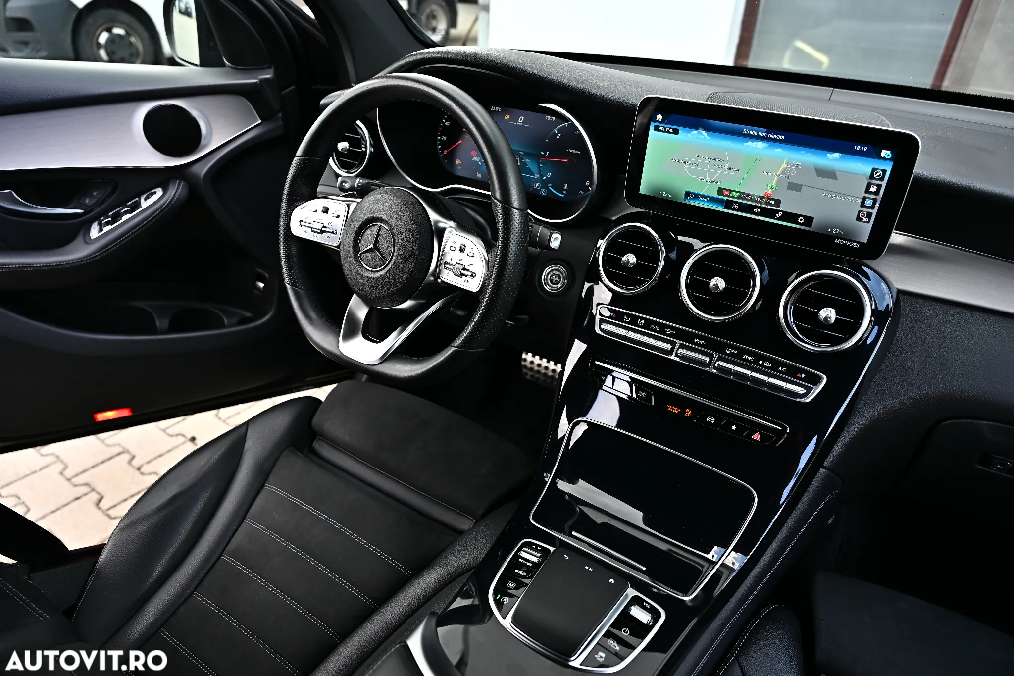 Mercedes-Benz GLC 220 d 4Matic 9G-TRONIC Edition AMG Line - 8