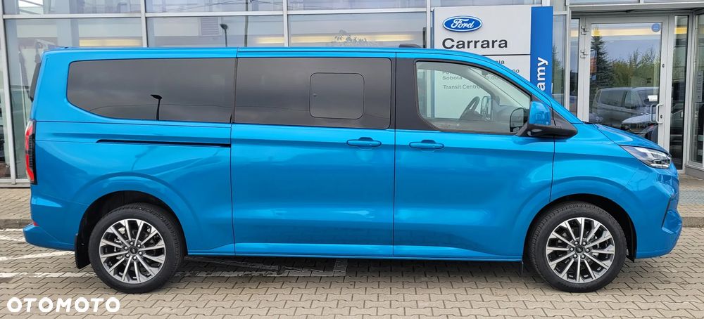 Ford Tourneo Custom - 3