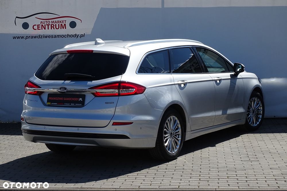 Ford Mondeo 2.0 Hybrid Titanium - 14