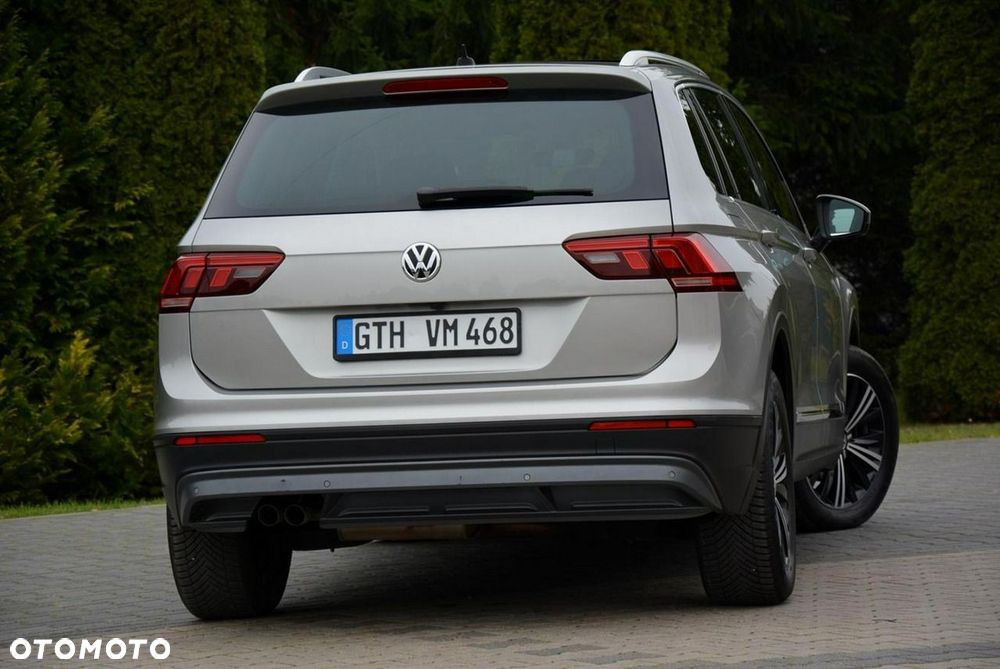 Volkswagen Tiguan - 12
