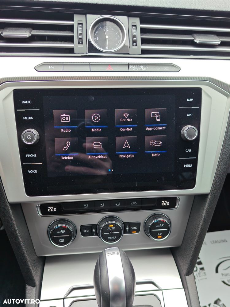 Volkswagen Passat - 20