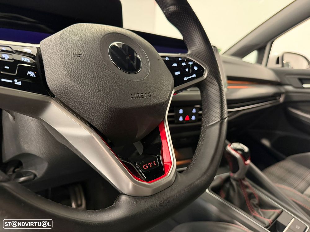 VW Golf 2.0 TSI OPF GTI - 19