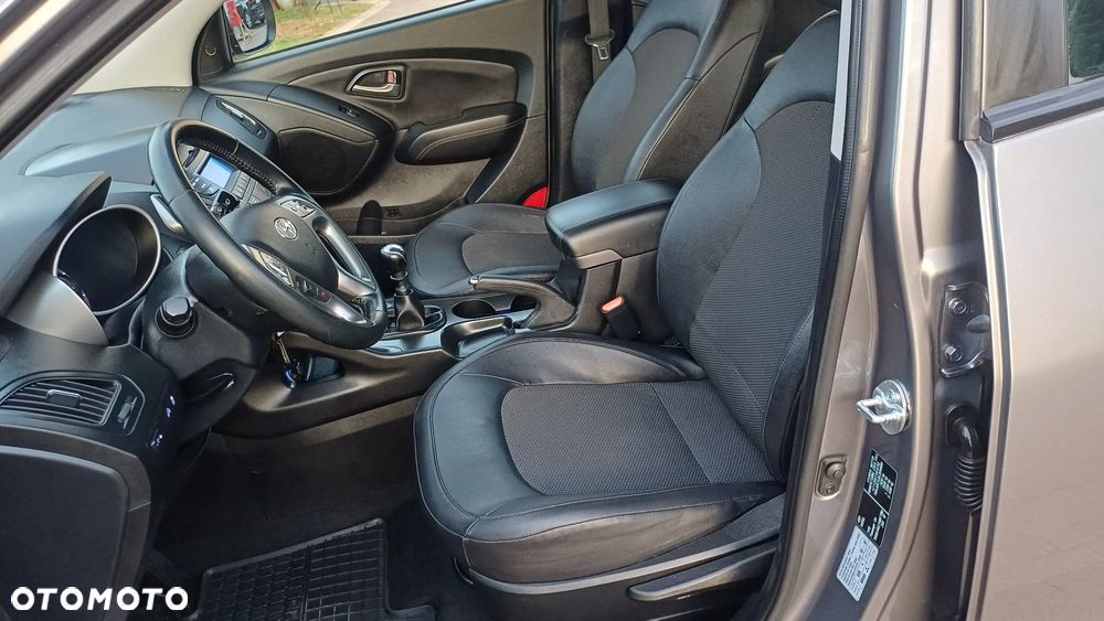 Hyundai ix35 1.6 2WD Fifa World Cup Edition - 20