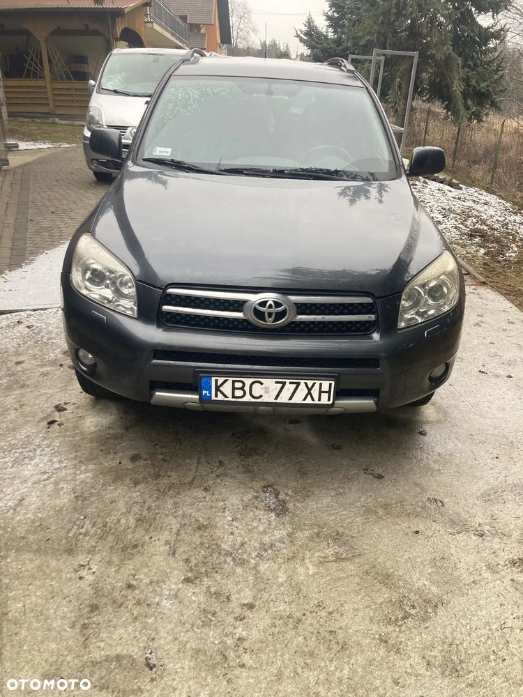 Toyota RAV4 2.2 D-4D Premium - 3