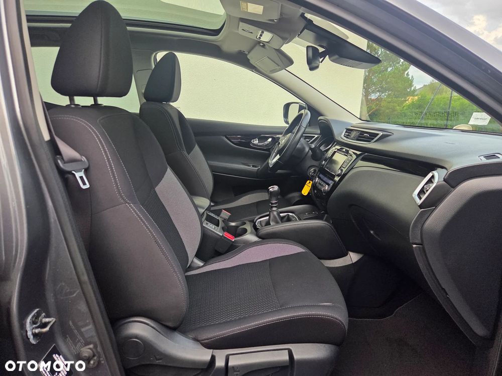 Nissan Qashqai 1.7 dCi N-Connecta - 30