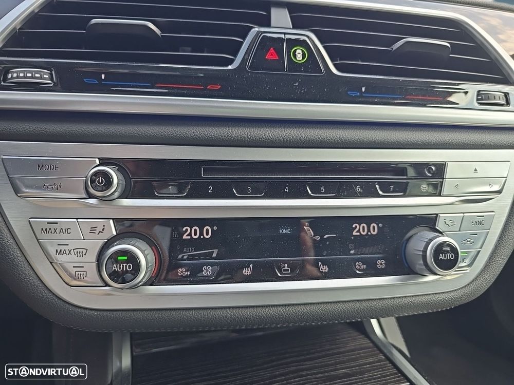 BMW 730 d Auto - 33